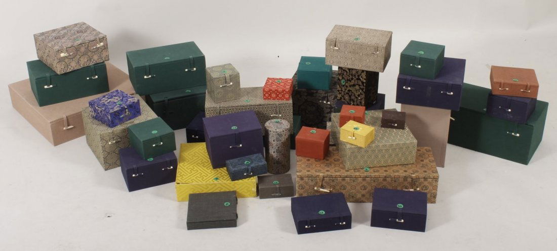 40 Chinese Fitted Boxes for Ceramics etc. (1 of 3)