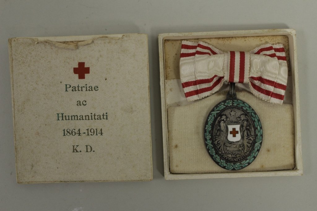 Austrian Red Cross Award Metal, 1864-1914 (1 of 3)