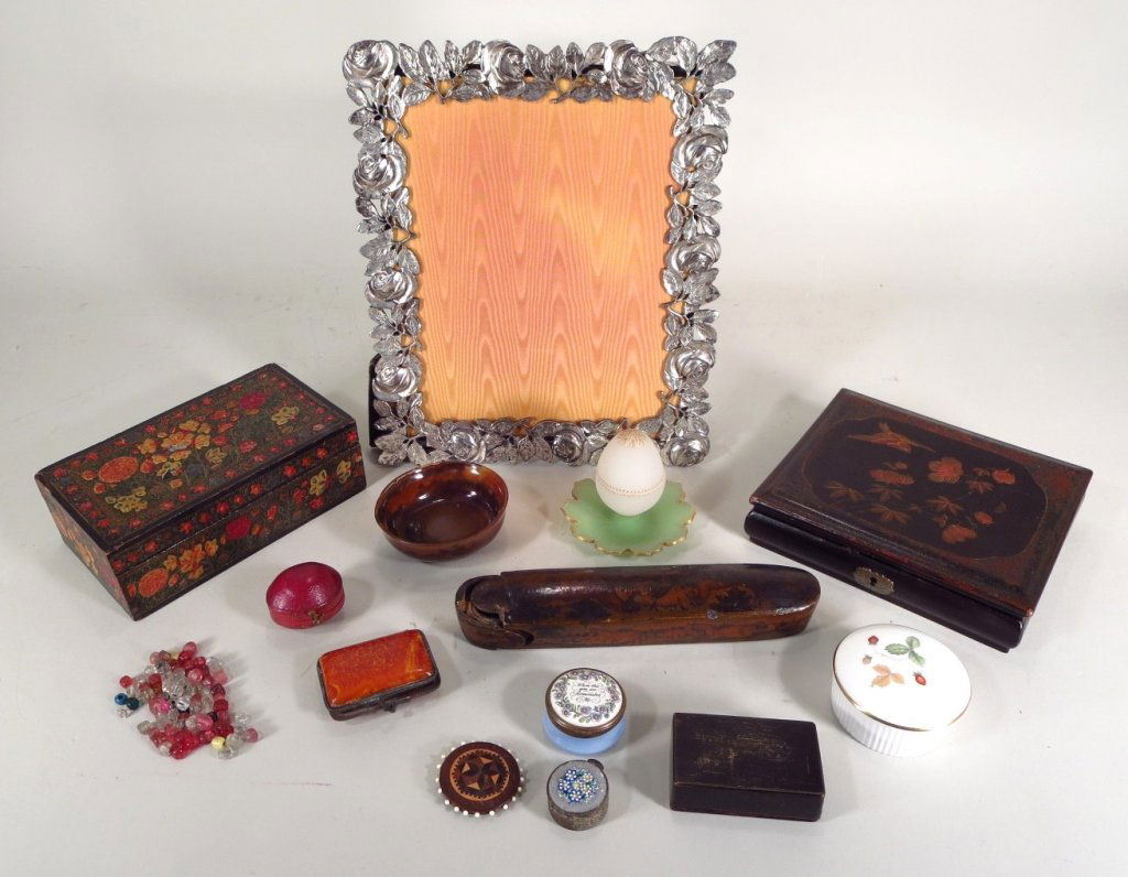 14 Decorative Items: Boxes, Bowl, Beads, Frame (1 of 8)