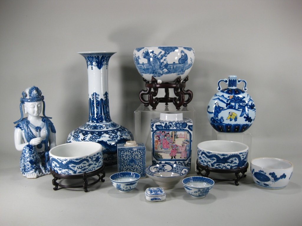 13 Asian Blue and White Porcelain Objects (1 of 6)