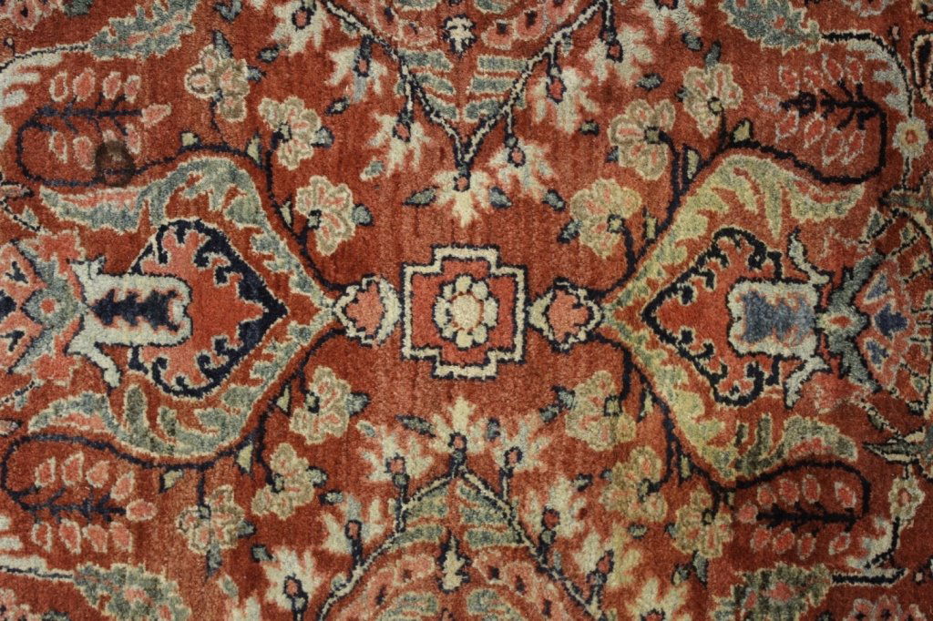 Sarouk Fereghan Carpet, Red Field, 1H-20th C. (1 of 10)