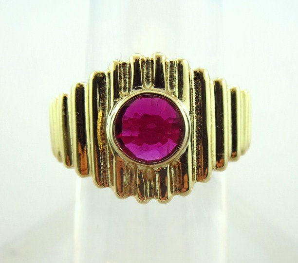 Round Ruby Yellow 18k Gold Ring (1 of 5)