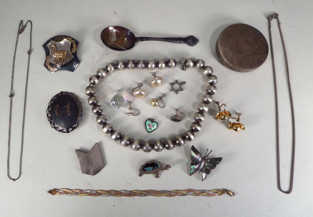 Sterling Silver Jewelry and Other Items (1 of 4)