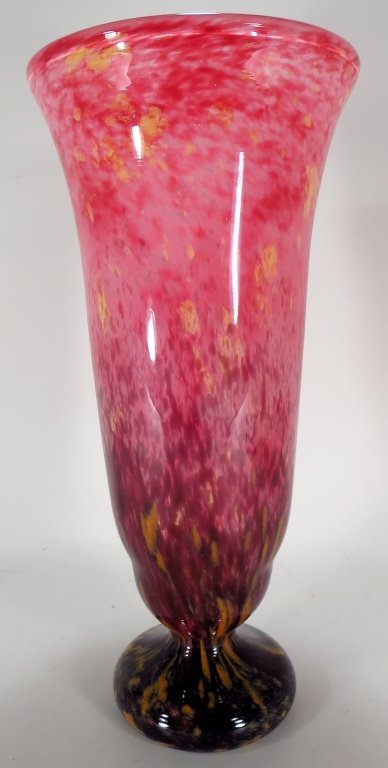 Charder Art Glass Vase,20th, etched SCHNEIDER: Charder Le Verre Francais Art Glass Vae, 20th , base exterior etched "SCHNEIDER"(JTRO10107)(MM) Measurements: 19" H x 9"Diameter Condition: Good Property Title: From a private collection