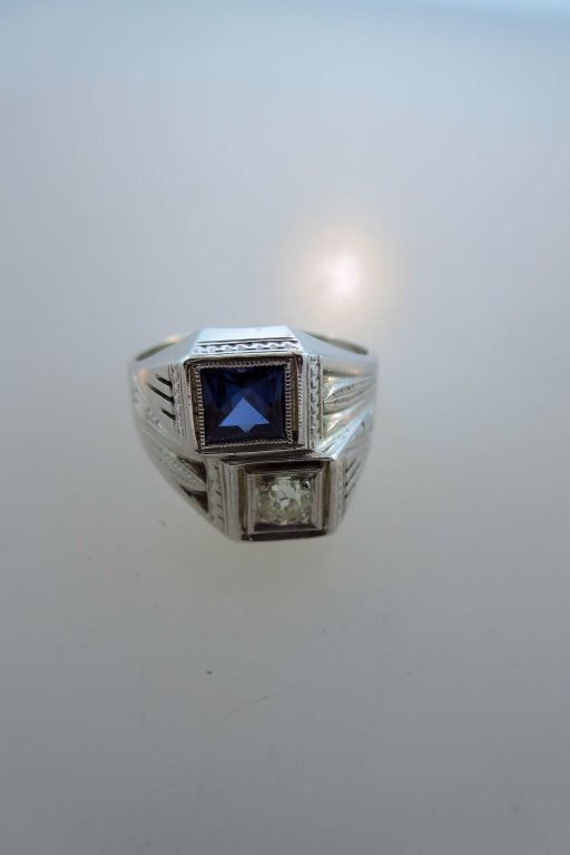 18K White Gold, Diamond, and Sapphire Ring (1 of 6)