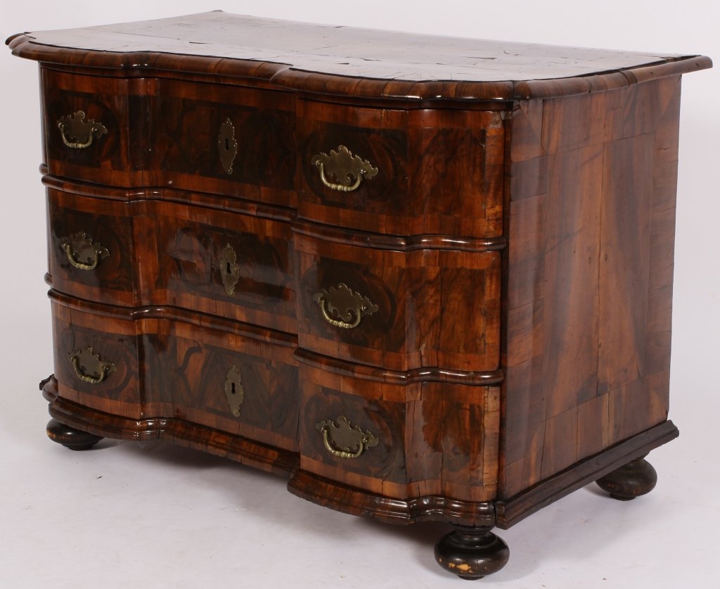 Continental Walnut Scroll Inlaid Commode,18th C (1 of 10)