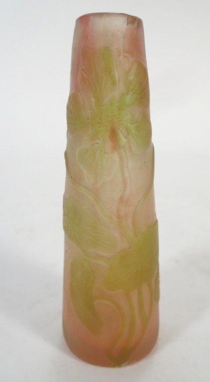 Galle Cameo Glass Vase with Water Lillies (1 of 7)