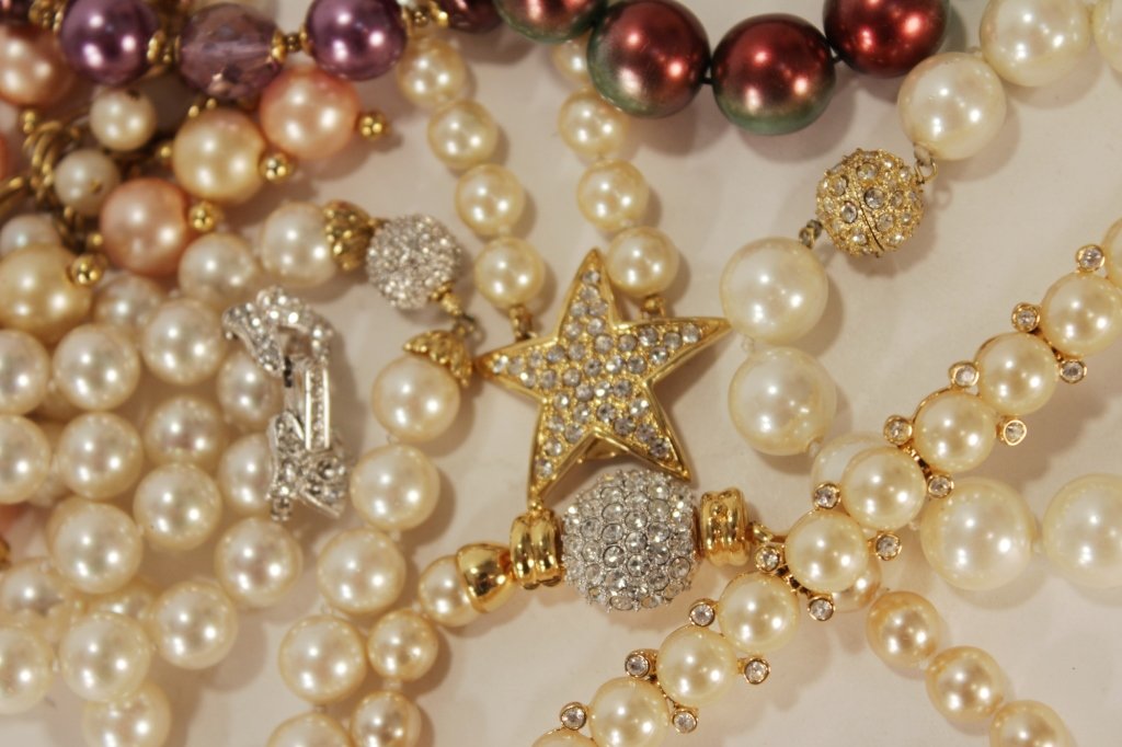 Costume Pearl Bracelets by Joan Rivers (1 of 5)