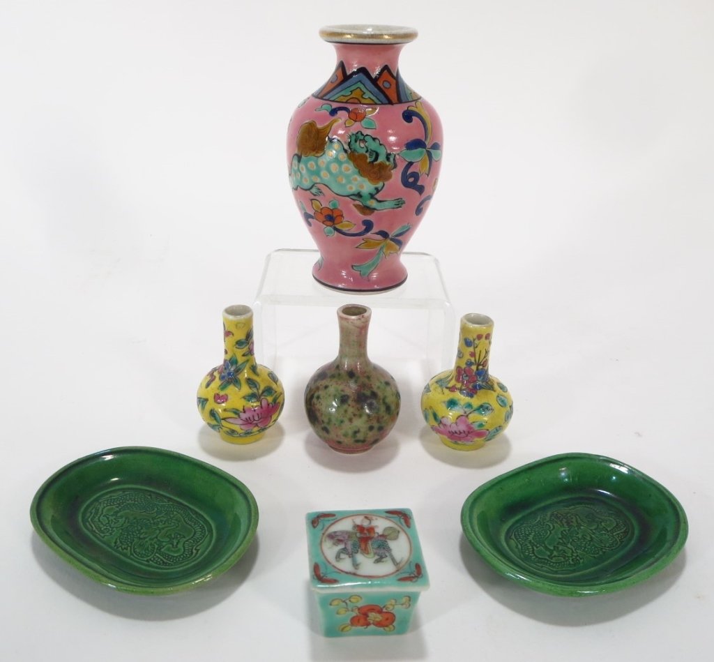 Seven Chinese Porcelain Cabinet Articles (1 of 5)