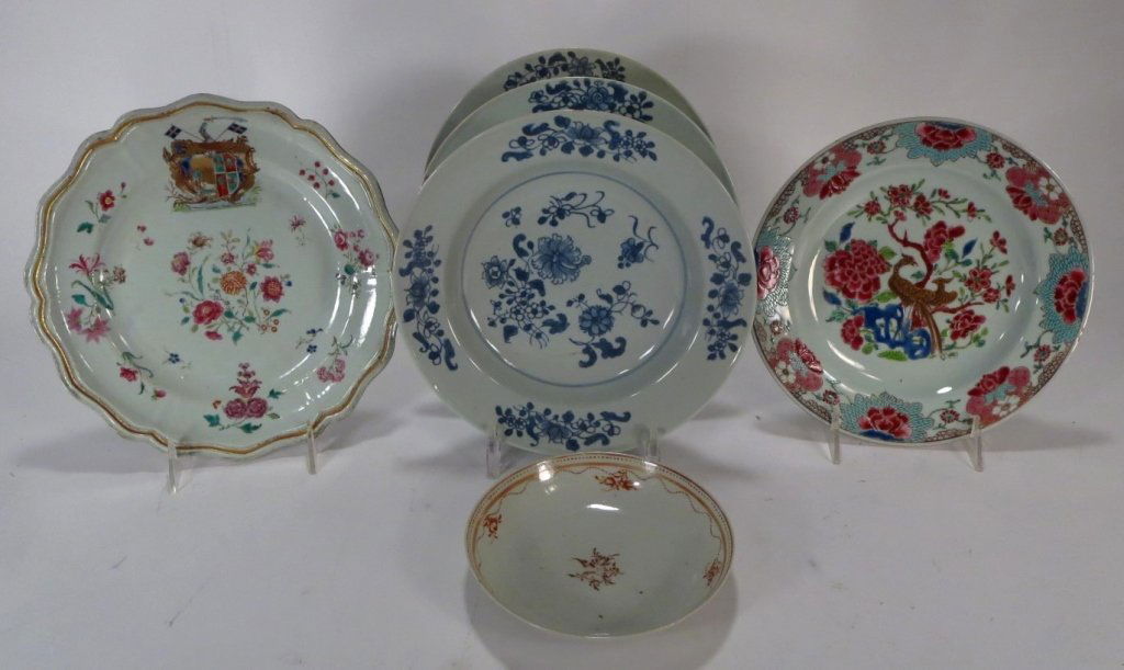 Chinese Export Armorial Plate (1 of 6)