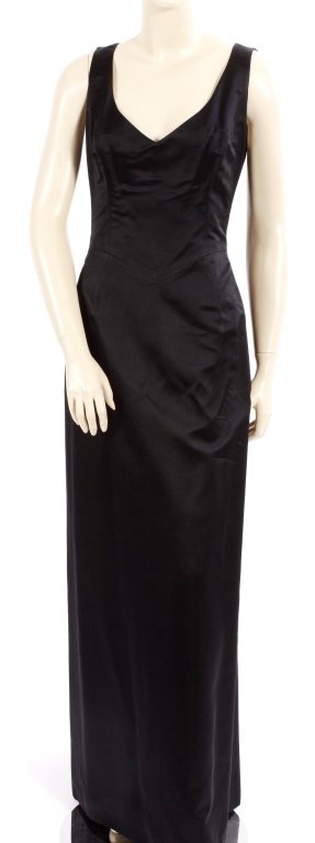 Richard Tyler Couture Black Gown (1 of 5)
