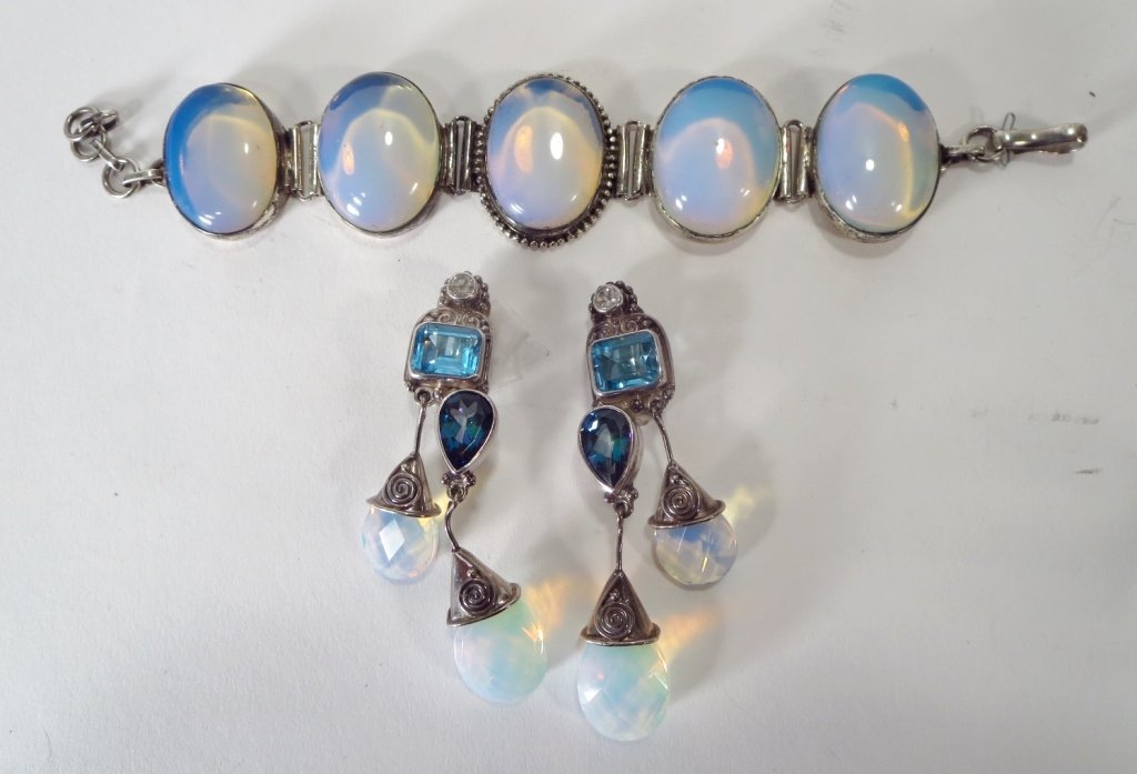 Opalescent Blue Bracelet and Sajan Earrings (1 of 7)