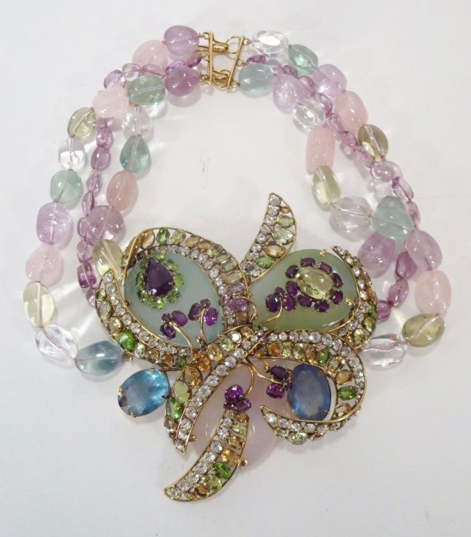 C&D Jewelry Large Chunky Pastel Necklace (1 of 6)