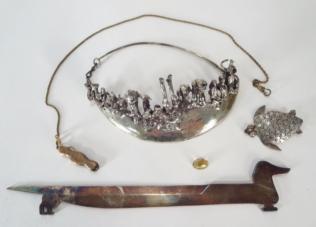 Group of Decorative Objects, 19th/20th C. (1 of 8)