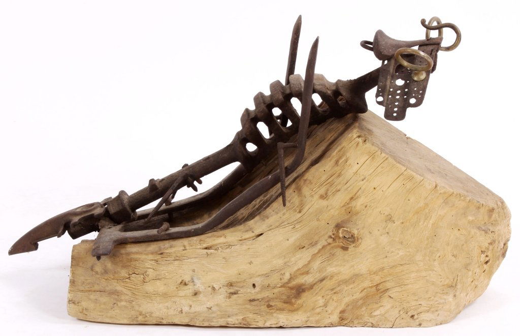 Vilma Kurzer, Aus./Am.,Caterpillar, metal/wood (1 of 6)