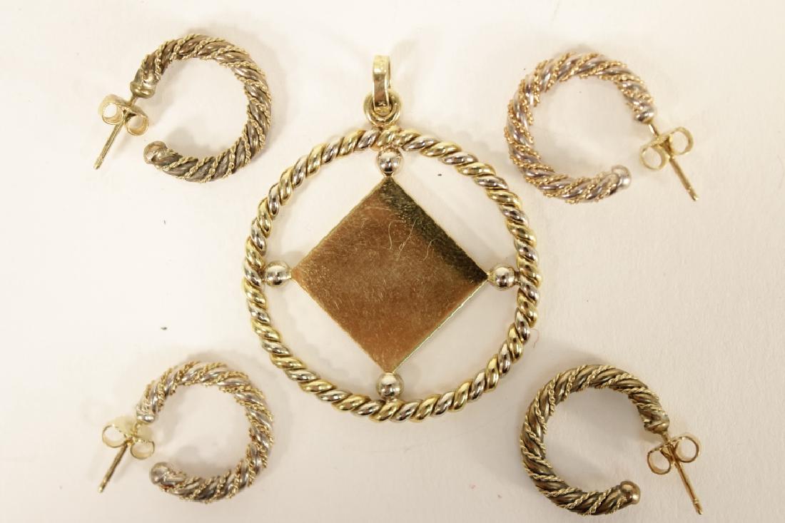 Lot of 5 Tiffany & Co 18 k Gold Pendant & Earrings (1 of 5)