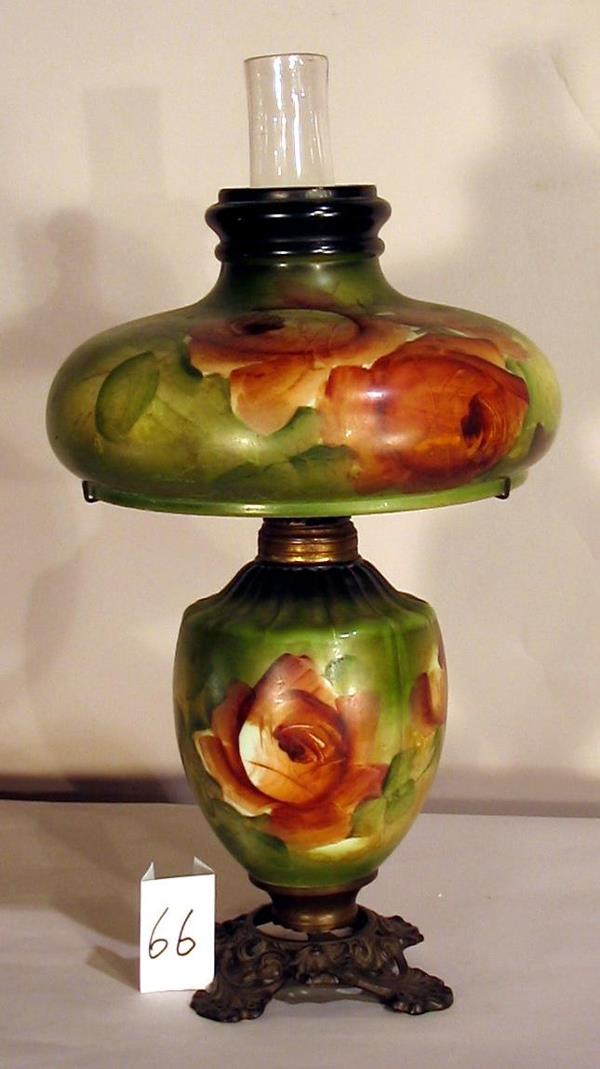 GONE WITH THE WIND LAMP: LAMP - PIECED TOGETHER GONE WITH THE WIND LAMP (BASE IS WRONG)