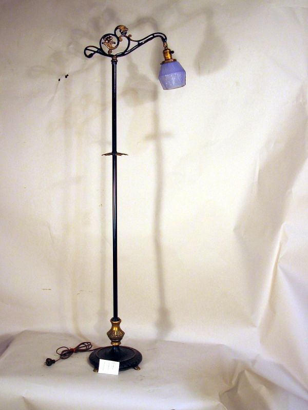 FLOOR LAMP WITH LAVENDER PURPLE BULB: FLOOR LAMP WITH LAVENDER PURPLE BULB
