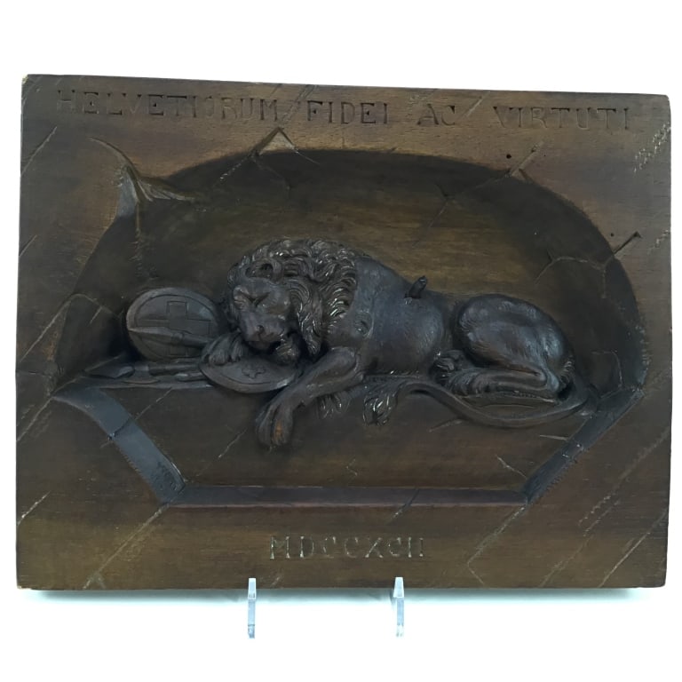The Lion of Lucerne wood carving (1 of 10)