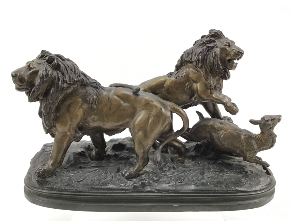 signed - P. Lecourtier lion statue - spelter (1 of 15)