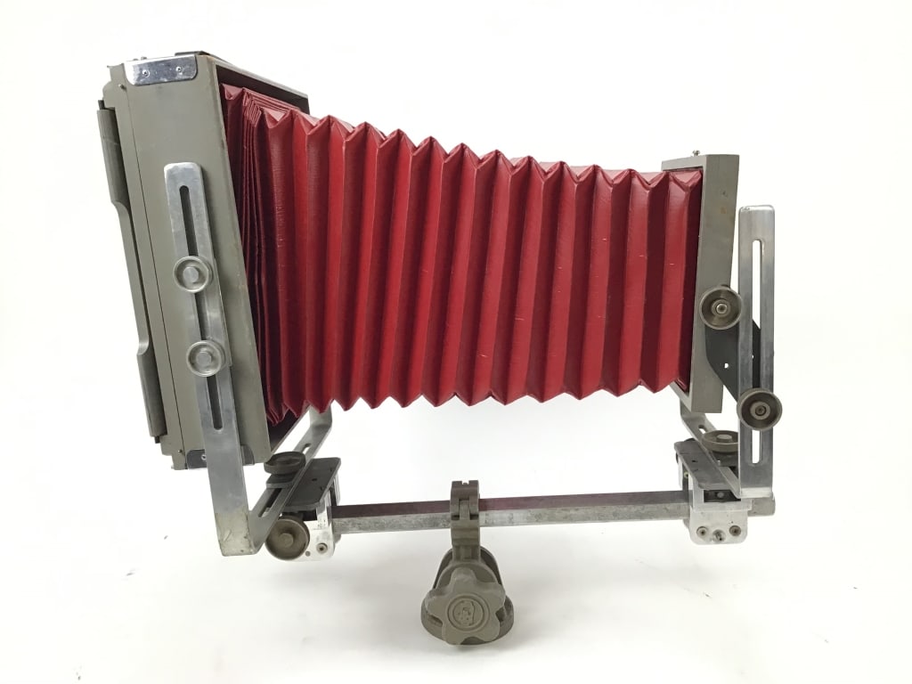Vintage Burke & James Grove large format camera (1 of 12)