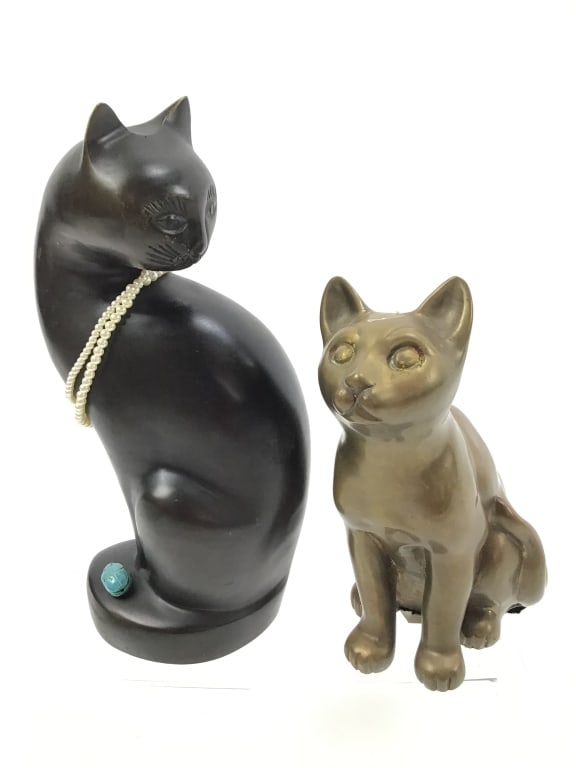 Pair of vintage cat figurines - brass & cat urn (1 of 10)