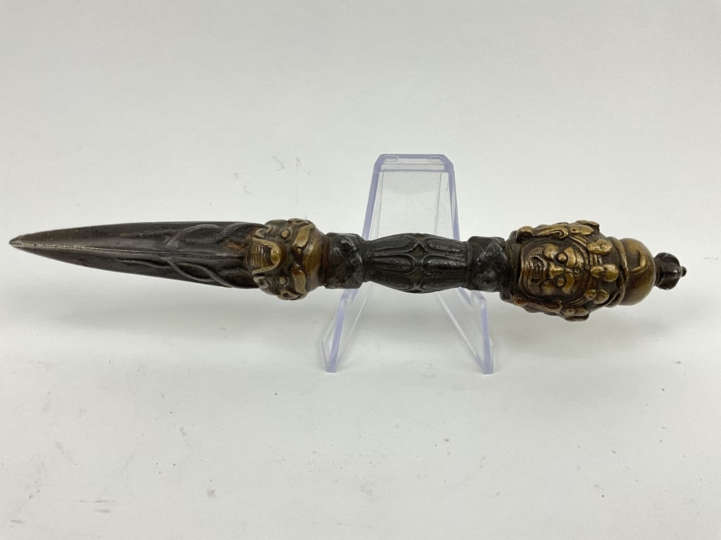 Vintage phurba bronze dagger (1 of 6)