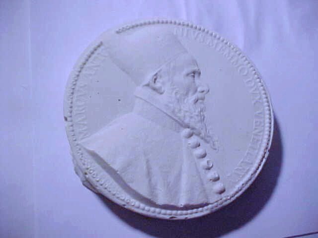 PLASTER MEDAL MODEL: PLASTER MEDAL MODEL it measures 3.50" inches in diameter