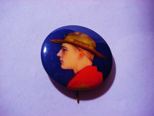 1940 BOY SCOUT BUTTON (1 of 3)