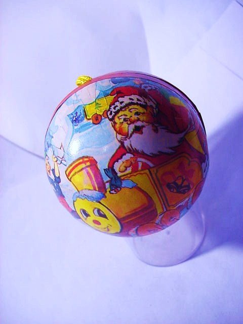 VINTAGE HOLIDAY CANDY CONTAINER (1 of 6)