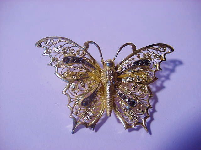 VINTAGE GOLD PLATED  835  SILVER FILIGREE BUTTERFLY PIN (1 of 7)