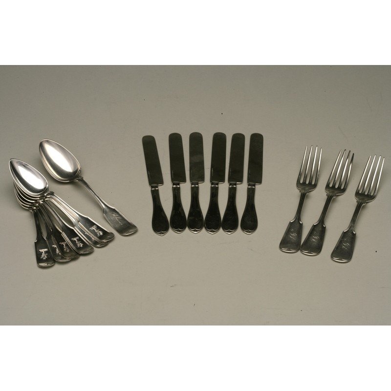 Shreve & Co, Sixteen Pieces Assorted Silver Flatware (1 of 6)