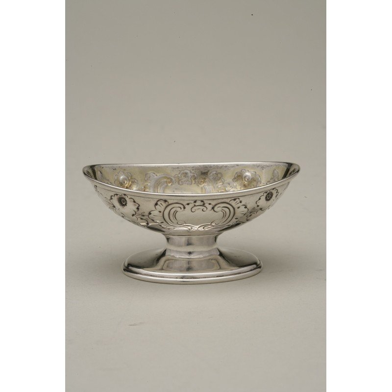 George Ladd (1856-1861) Silver Nut Dish (1 of 5)