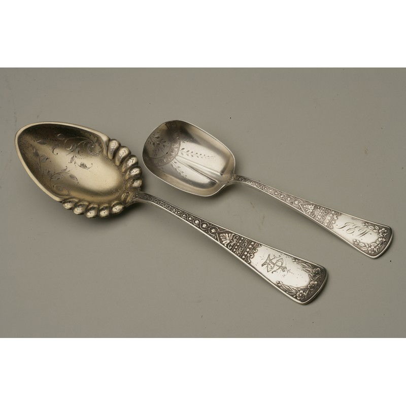 Schulz & Fischer (1863-1900) Two Sterling Serving (1 of 5)