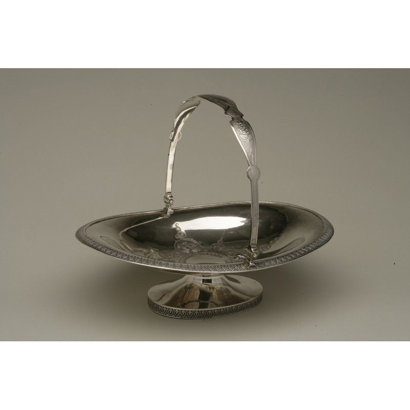 Coin Silver Basket (1 of 8)