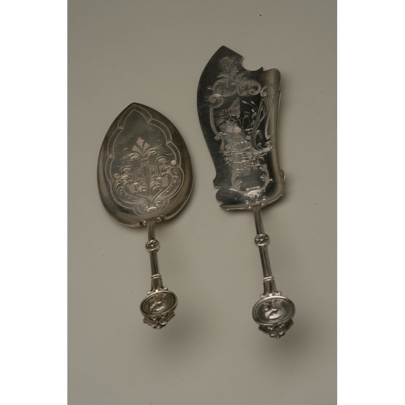 Coin Silver Pie Server and Fish Slice (1 of 5)