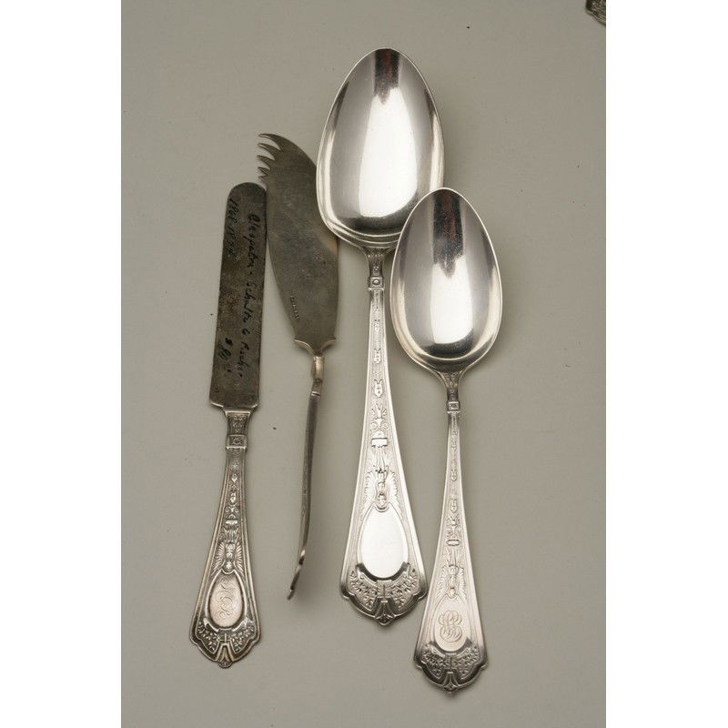 Thirty One Pieces Assorted Sterling Flatware (1 of 4)