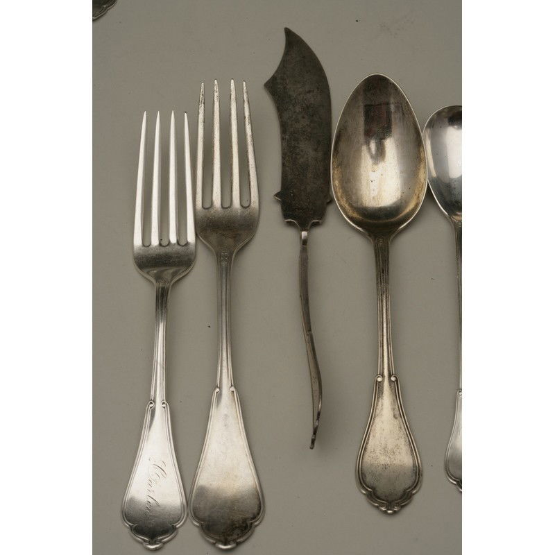 34 Piece Assorted Silver Flatware (1 of 5)
