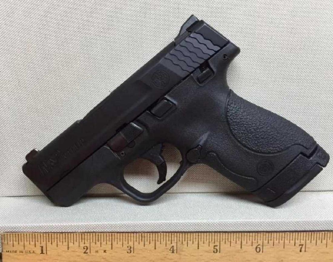 Smith & Wesson M&P SHIELD .40 S&W: Smith & Wesson M&P SHIELD .40 S&W Condition: New | Comes with Factory Box & Papers: Yes | Magazines Included: 2 | Other: Smith & WessonÕs new M&P SHIELD is a slim, concealable, lightweight, striker-f