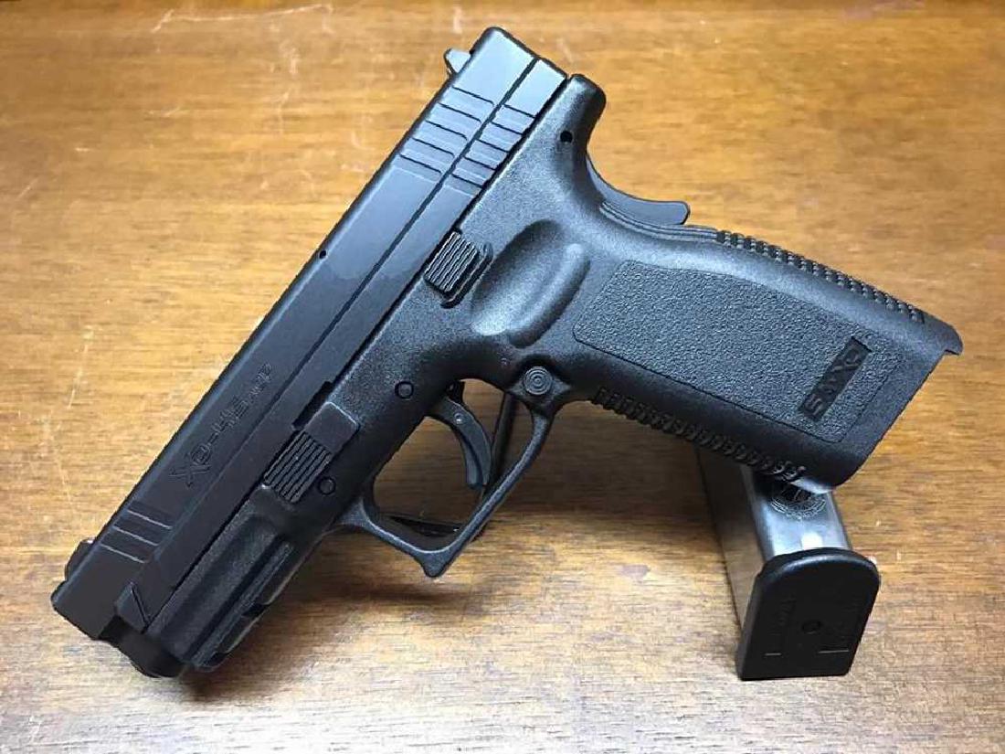 Springfield XD 45 Full Size Model with 3 Mags: The XD pistol from Springfield Armory sets the standard for polymer pistols. The XD has everything you want and need in a pistol Ð superior ergonomics, reliable performance, and features that make it