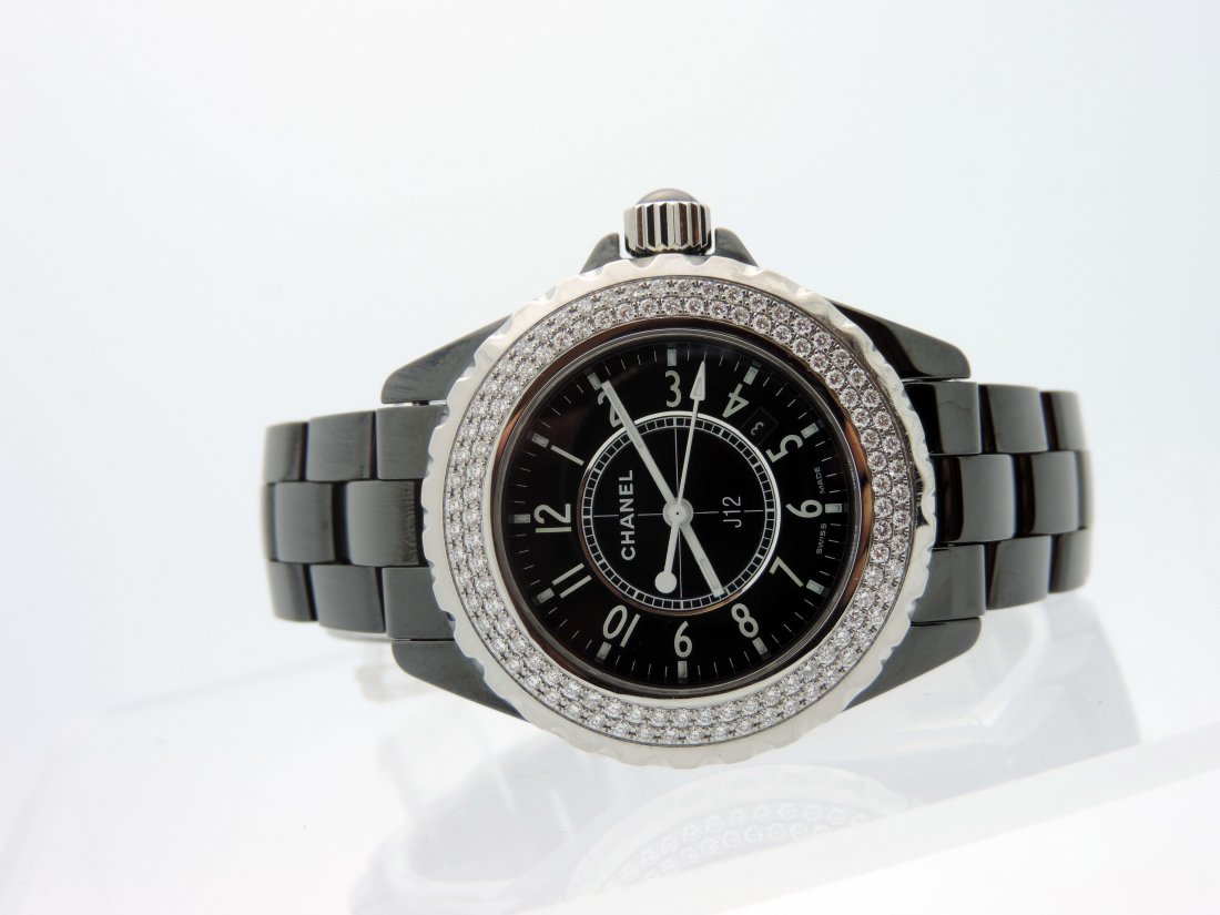 Ladies Chanel J12 Black Ceramic Quartz watch.   Steel (1 of 4)