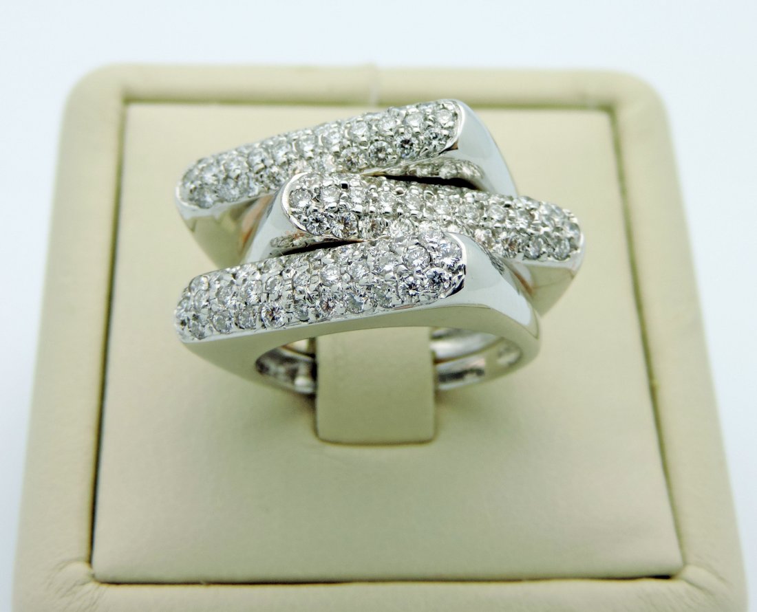 3 14kt white gold Diamond Stackable Rings 8.4 dwt: 3 14kt white gold Diamond Stackable Rings 8.4 dwt 1.50ct TW pave set, round brilliant dia. size 7 $32.00 S&H
