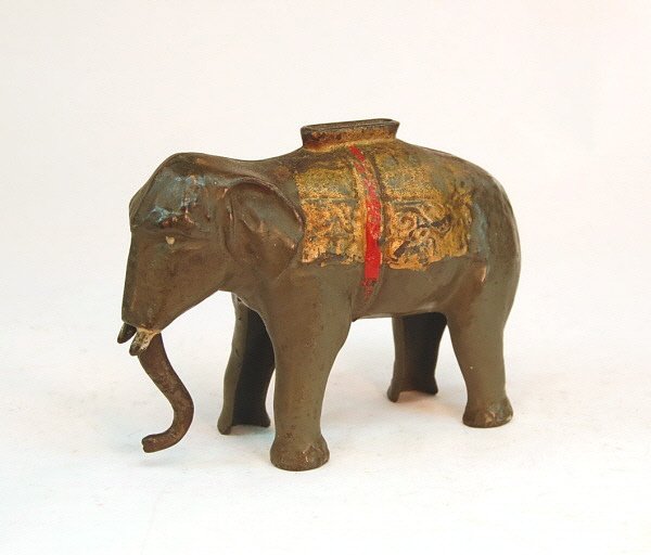 Bank: Elephant with Raised Coin Slot