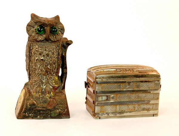 Lot of 2 mechanical banks: Cast Iron. Owl turns Head - Norman# 4380. Cent/Dime Registering Trunk - Moore# 947 (sim).