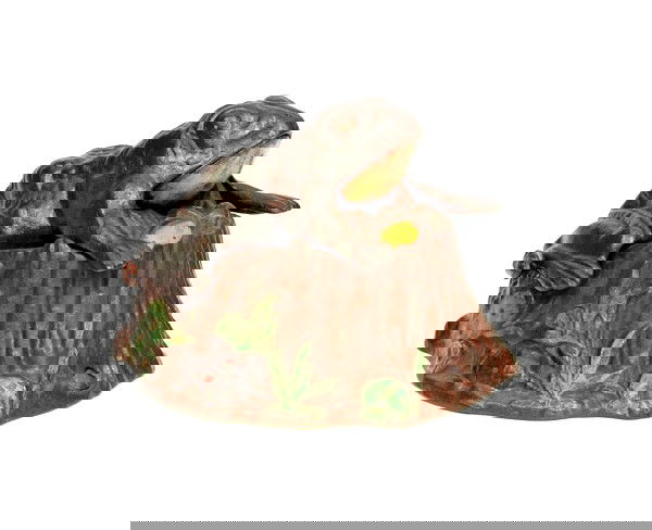 Toad on Stump mechanical bank.: Cast Iron. 3 in.