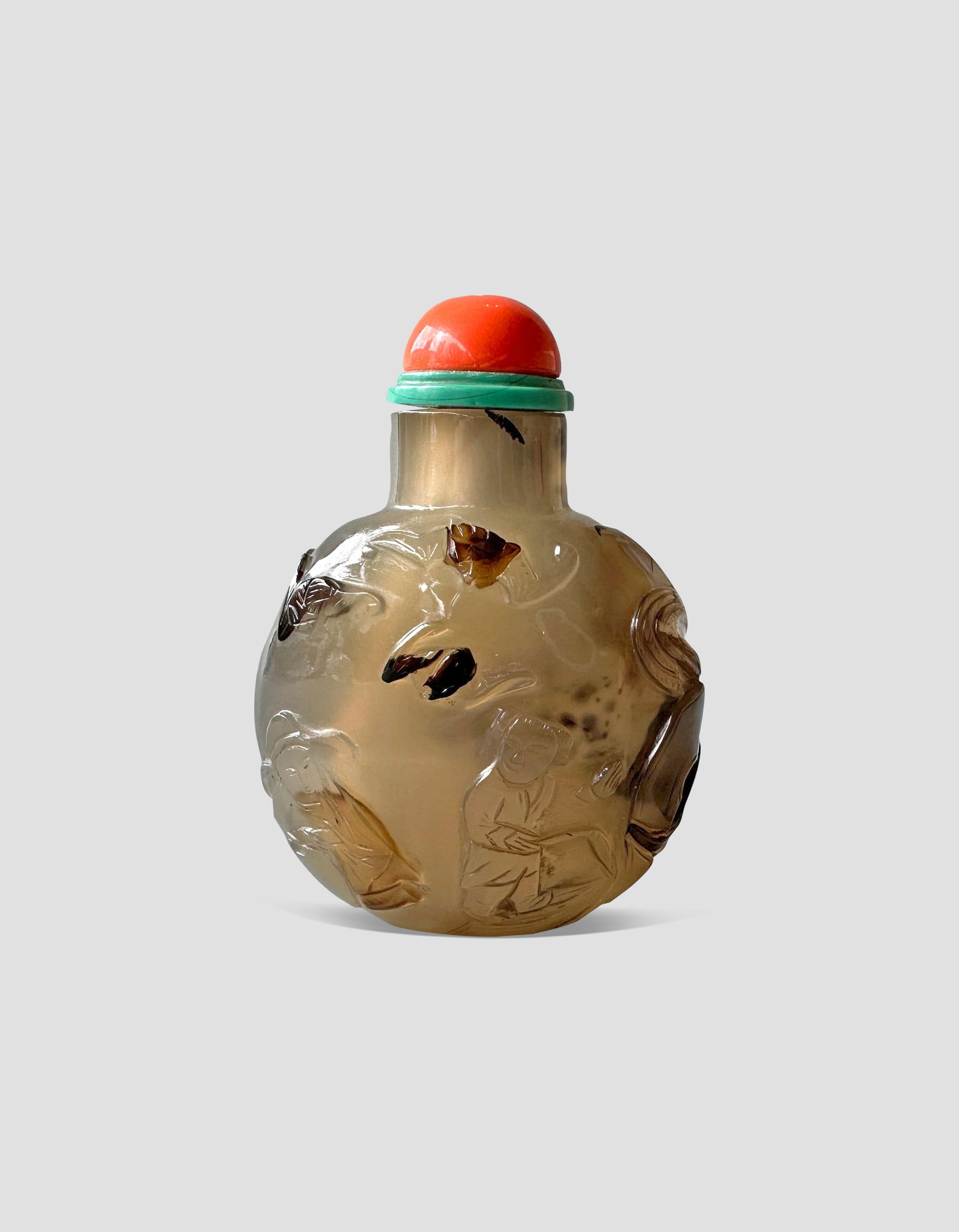A Chinese Agate Snuff Bottle Qing Qianlong Period 1735-1796 (1 of 6)