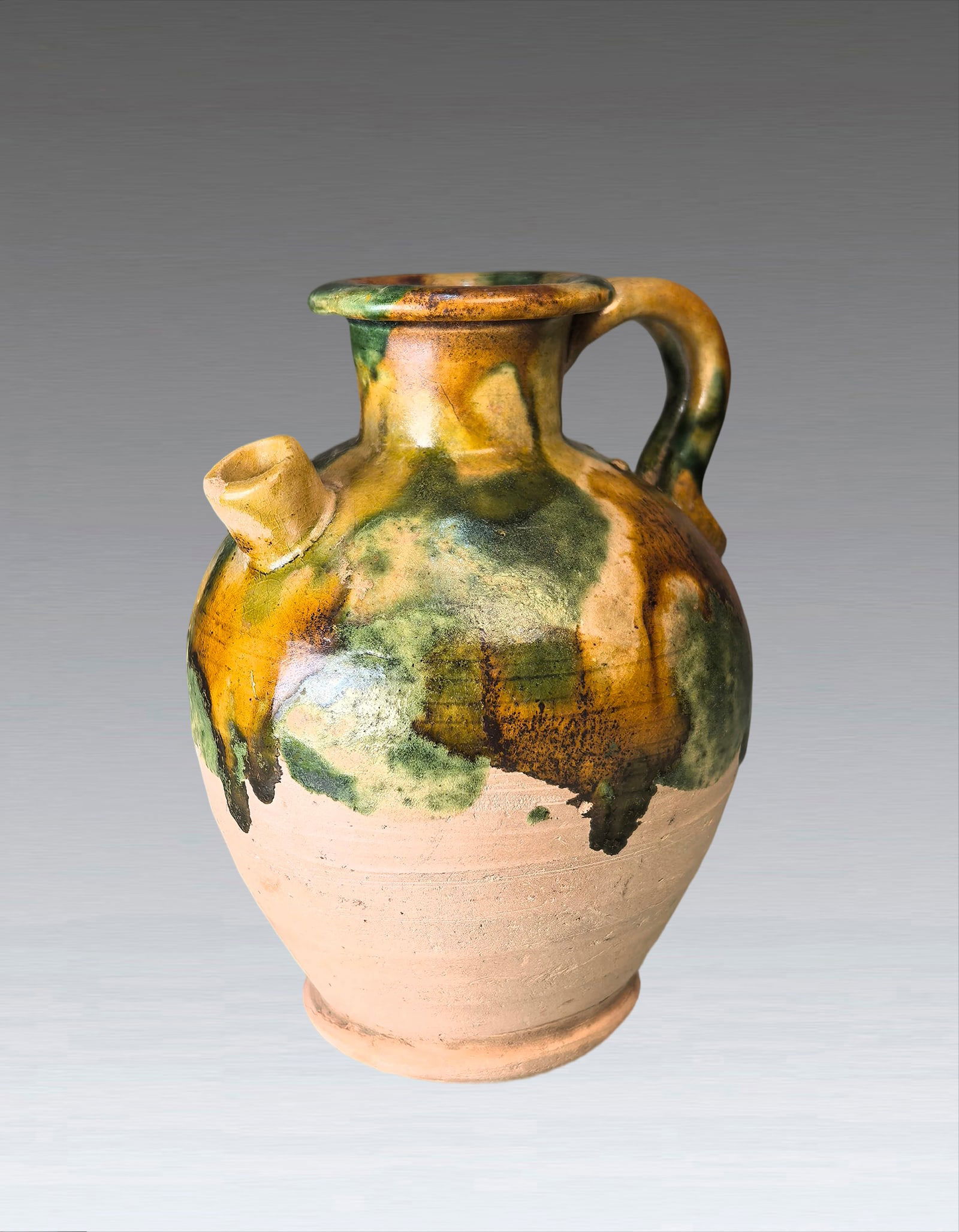 A Chinese Sancai Glazed Teapot Tang Dynasty AD618-907 (1 of 7)