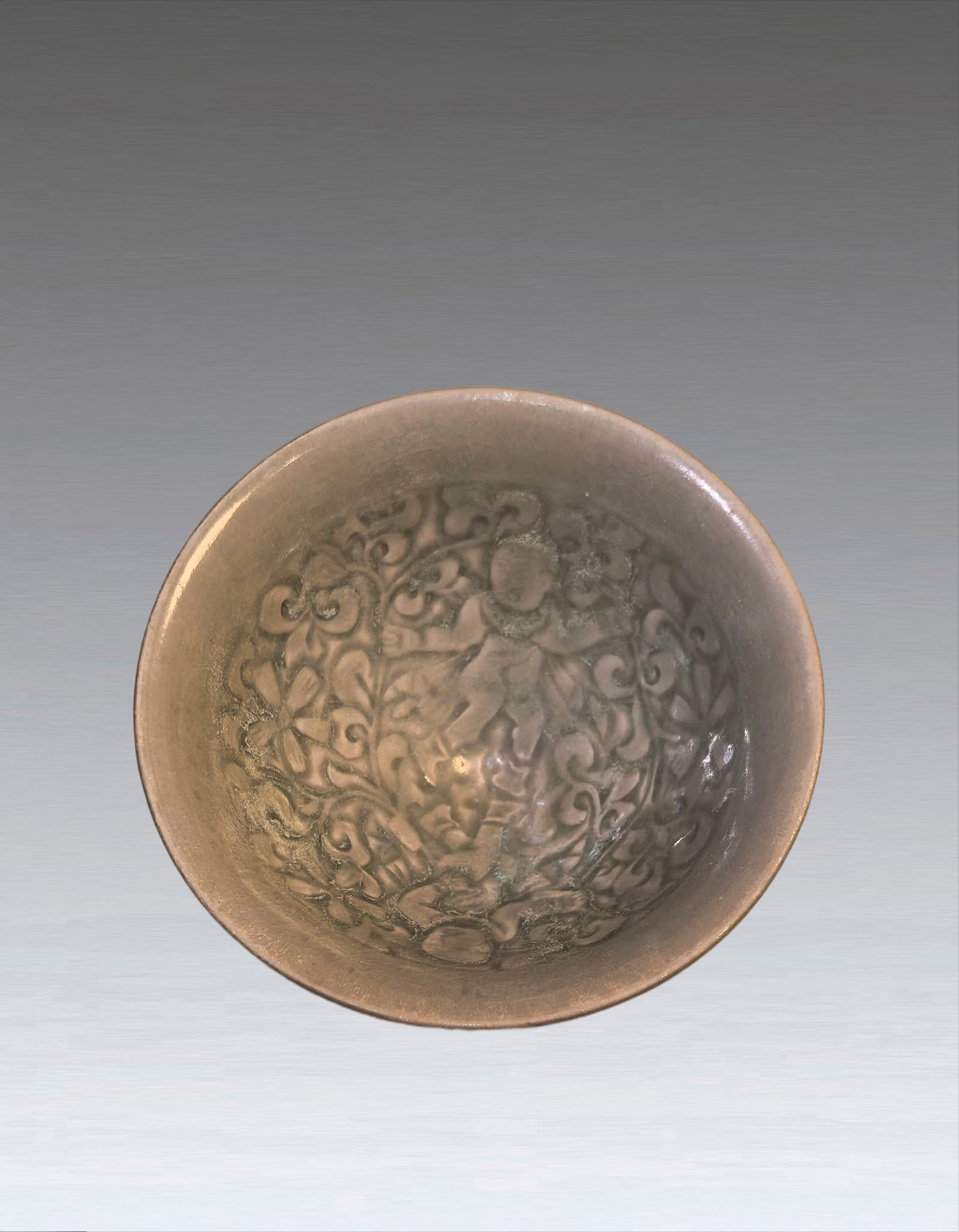 A Chinese Yaozhou Yao Figu re Bowl Song Dynasty 960-1279 (1 of 5)