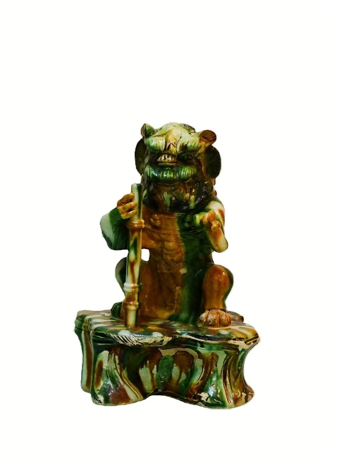 A Tang Sancai Glazed Pottery Lion Figurine Tang Dynasty (1 of 5)