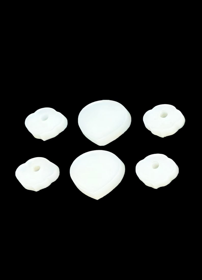 A Chinese White Jade Belt Hook Song Dynasty (1 of 2)